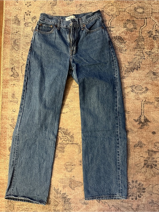 Abercrombie & Fitch Denim - Abercrombie Loose High Rise Denim